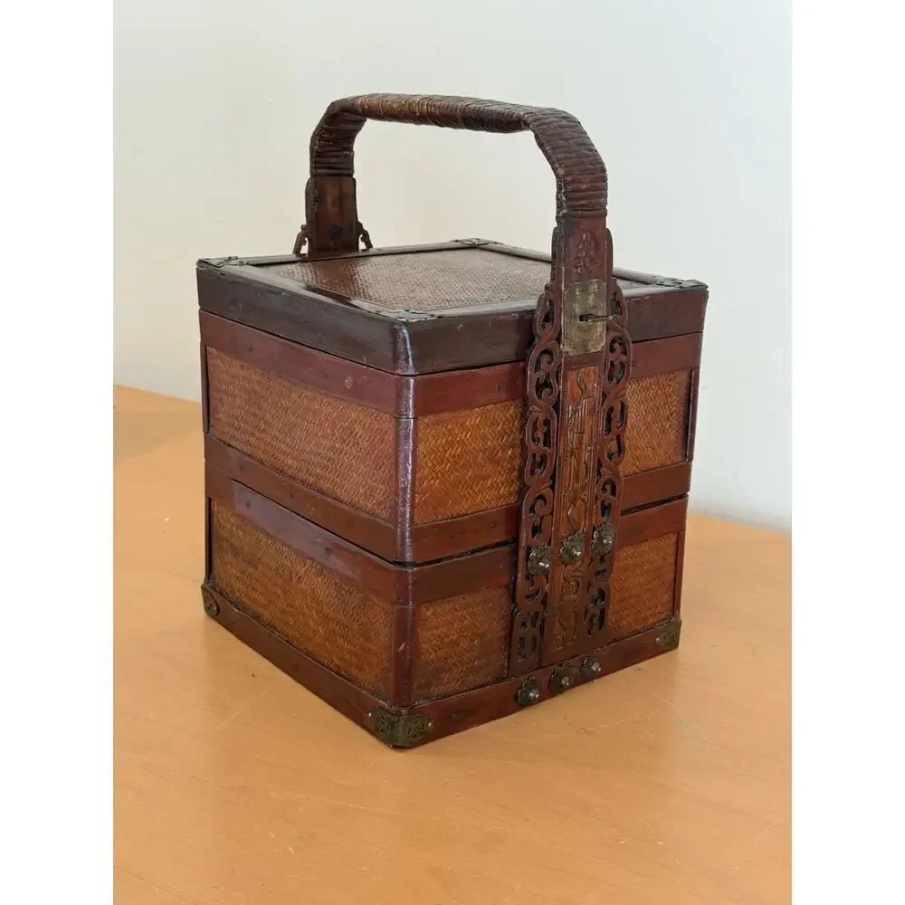 N/A beautiful antique
